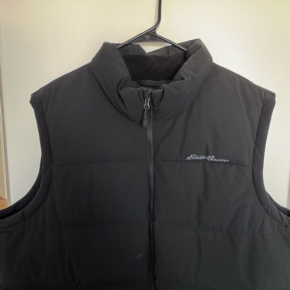 Men’s Eddie Bauer Classic Black Quilted Vest